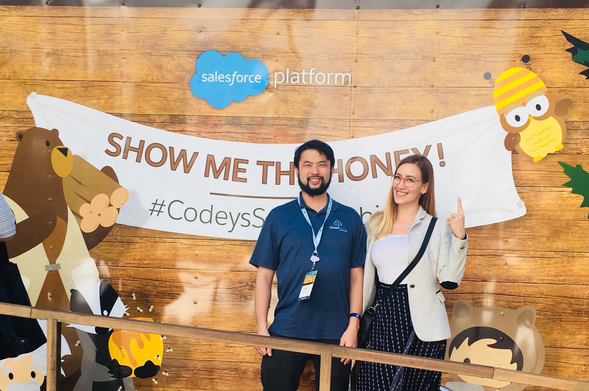 OmnivoDigital's tweet photo. Racked up some more @Salesforce Certifications, conquered #CodeysSecretCabin escape room, and got way too much swag at #TDX18 Yaaay!!! https://t.co/FwMcRIzHQp