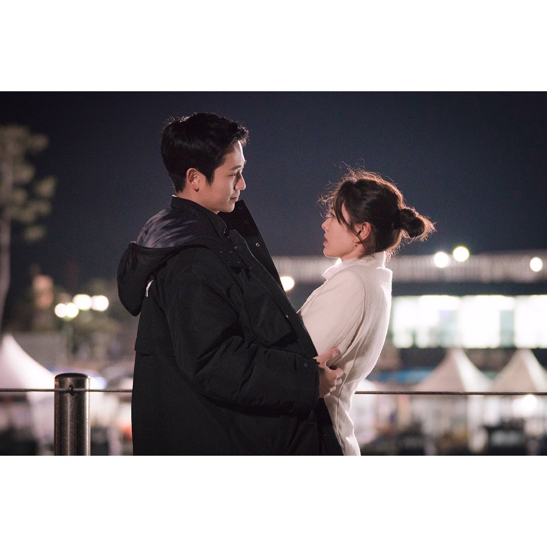 ArisOnEarth's tweet photo. เทอดูภาพเหล่านี้สิ #PrettyNoonaWhoBuysMeFood https://t.co/azyqTeZn8m