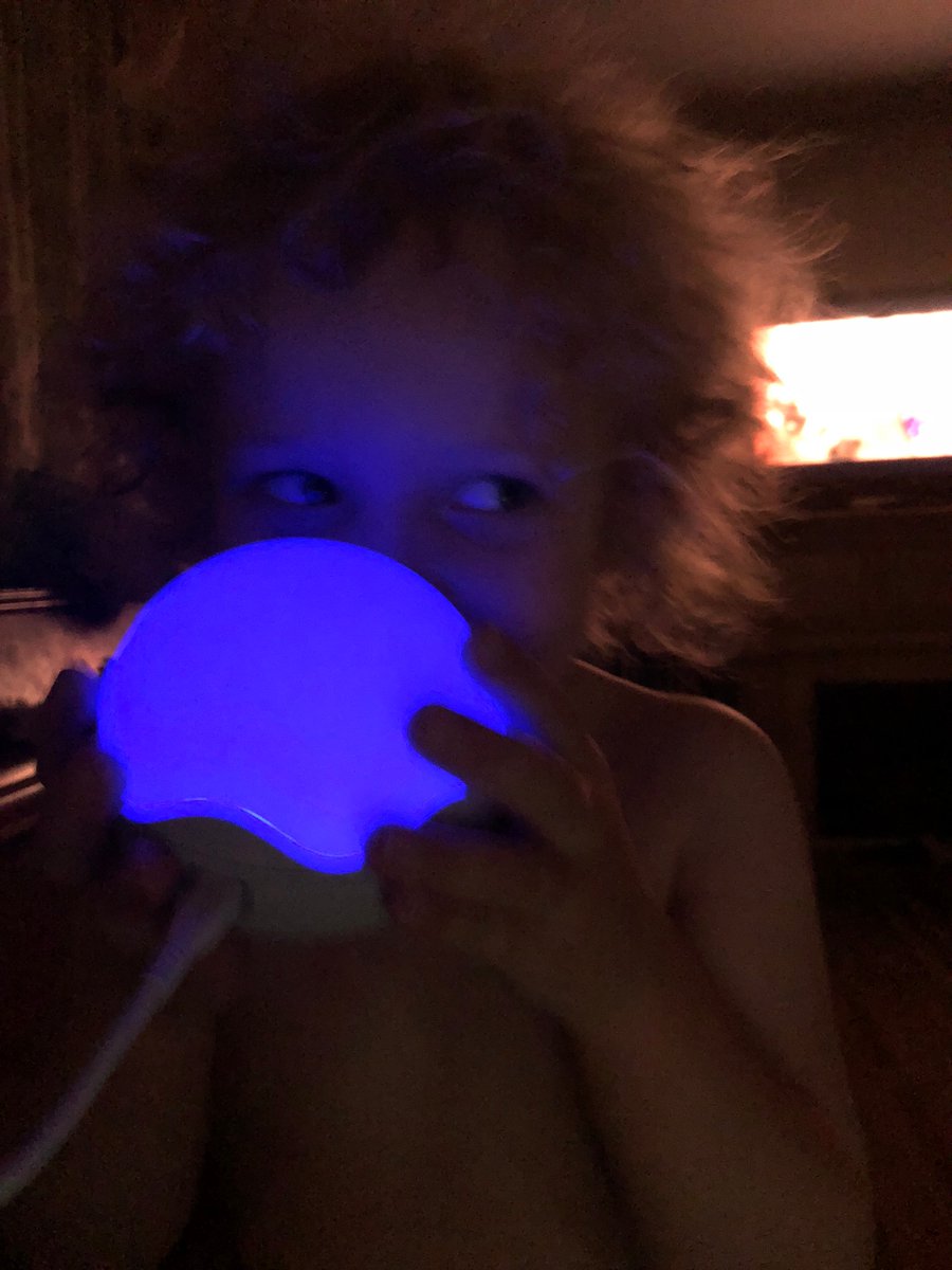 IAmKathyHaan's tweet image. [ad] My little guy loves the #SleepBuddy he got to help him know when it's time to get out of bed in the morning...and when to stay in bed at night! available on Amazon and SleepBuddy.com @SleepBuddy