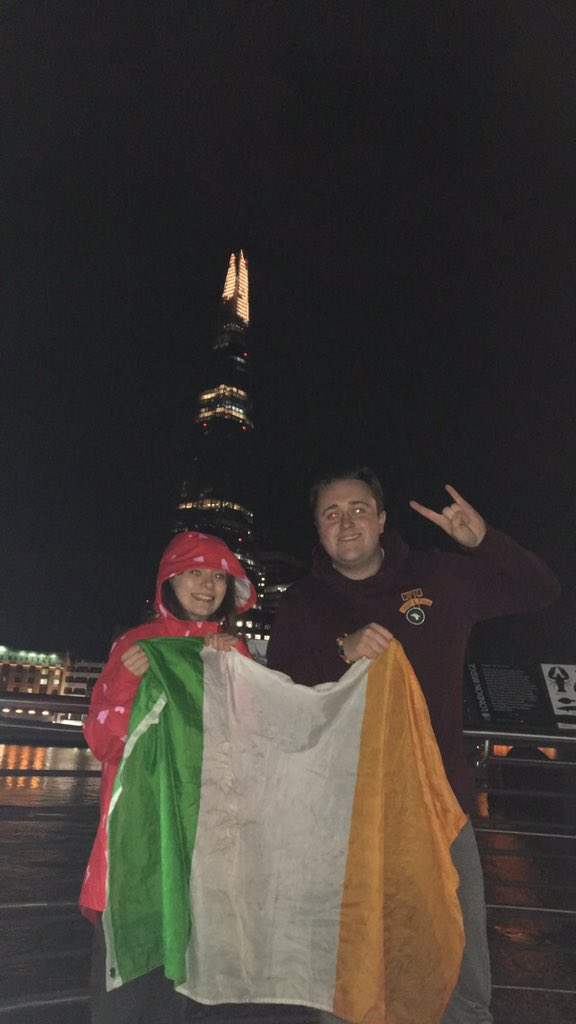 Barca_beggars's tweet photo. It's 5:30 AM as we sit in a McDonalds in London, about €200 short of any way to Amsterdam OR Barcelona. Here's us arriving in London about 3 hours ago. London is cold, we have nowhere to go... Twitter: Give us hope, make us believe again. PLEASE. #BegBorrowStealDCU https://t.co/JOa6j5HEqk