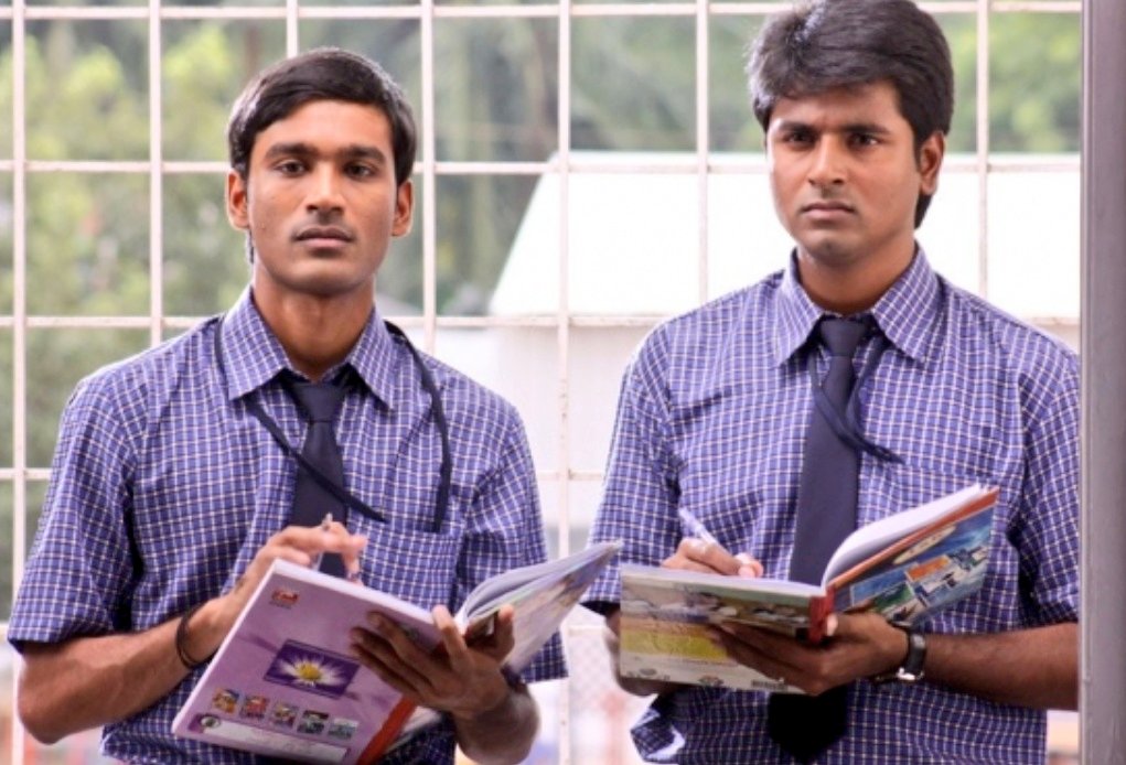 RIAZtheboss's tweet photo. #3 Was The Film That Took The Current Sensational Actor @Siva_Kartikeyan 😎To Greater Heights! Even Today The Comedy Scenes Involving @dhanushkraja Sir &amp; Him Is Enjoyable!😄👌

Renowned Photographer &amp; Actor @sunderramu Also Played A Pivatol Role In The Film.😊

#6YearsOf3  #Ash1 https://t.co/d9QId6xeke