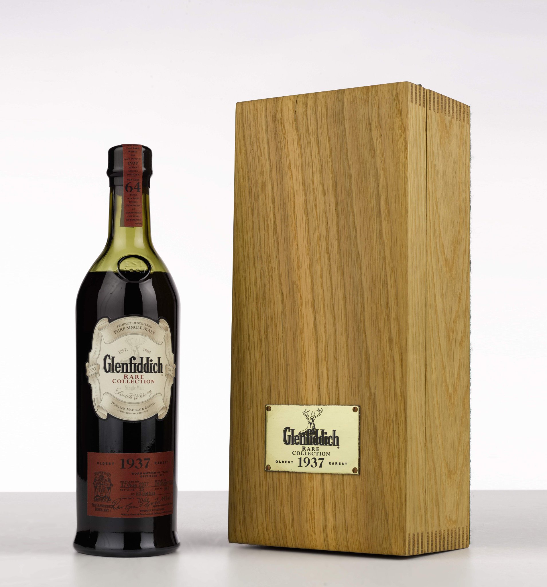Rare collection. Glenfiddich 10. Гленфиддик самый дорогой виски. Макаллан 1937. Бутылка дорогого виски.
