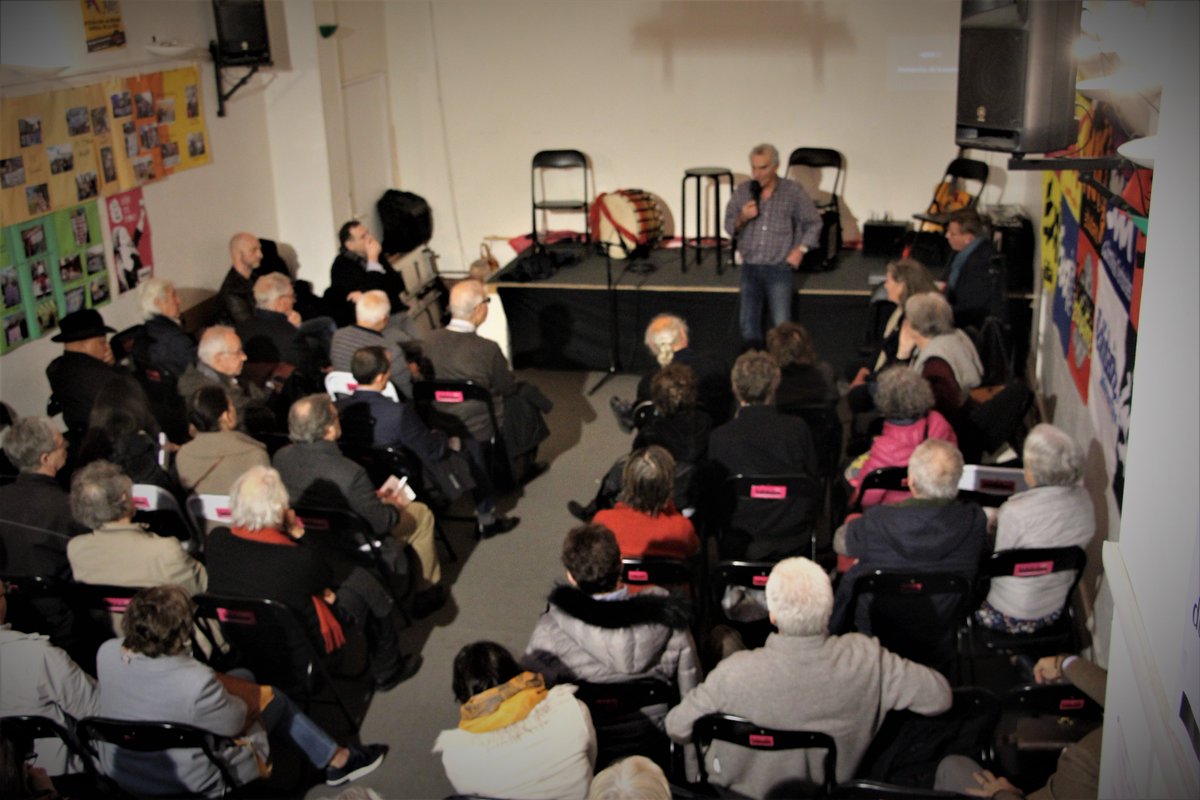 LatchoDivano's tweet photo. Hier nous avons passé une super belle soirée avec le Collectif Roms de Gardanne pour la présentation du livre "Familles roms, le choix de l'accueil"... Continuez à nous suivre jusqu'au 8 avril en consultant le programme #LatchoDivano2018 en ligne ! https://t.co/NyjZETtfBU https://t.co/DoxfCcYqjp
