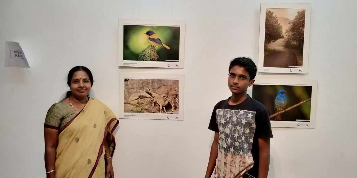 Yuvaraj_pa's tweet photo. வாழ்த்துக்கள் @Adarsh_98 V Srinivasan
#PhotographicsocietyofMadras சார்பாக நடைபெறும் #Confluence2018 புகைப்பட கண்காட்சியில் எம் அக்கா @VanathiBJP அவர்களின் மூத்த மகனின் புகைப்படமும் இடம் பெற்று இருப்பதை நினைத்து அகம் மகிழ்கின்றேன். https://t.co/NMiK2PAqgT