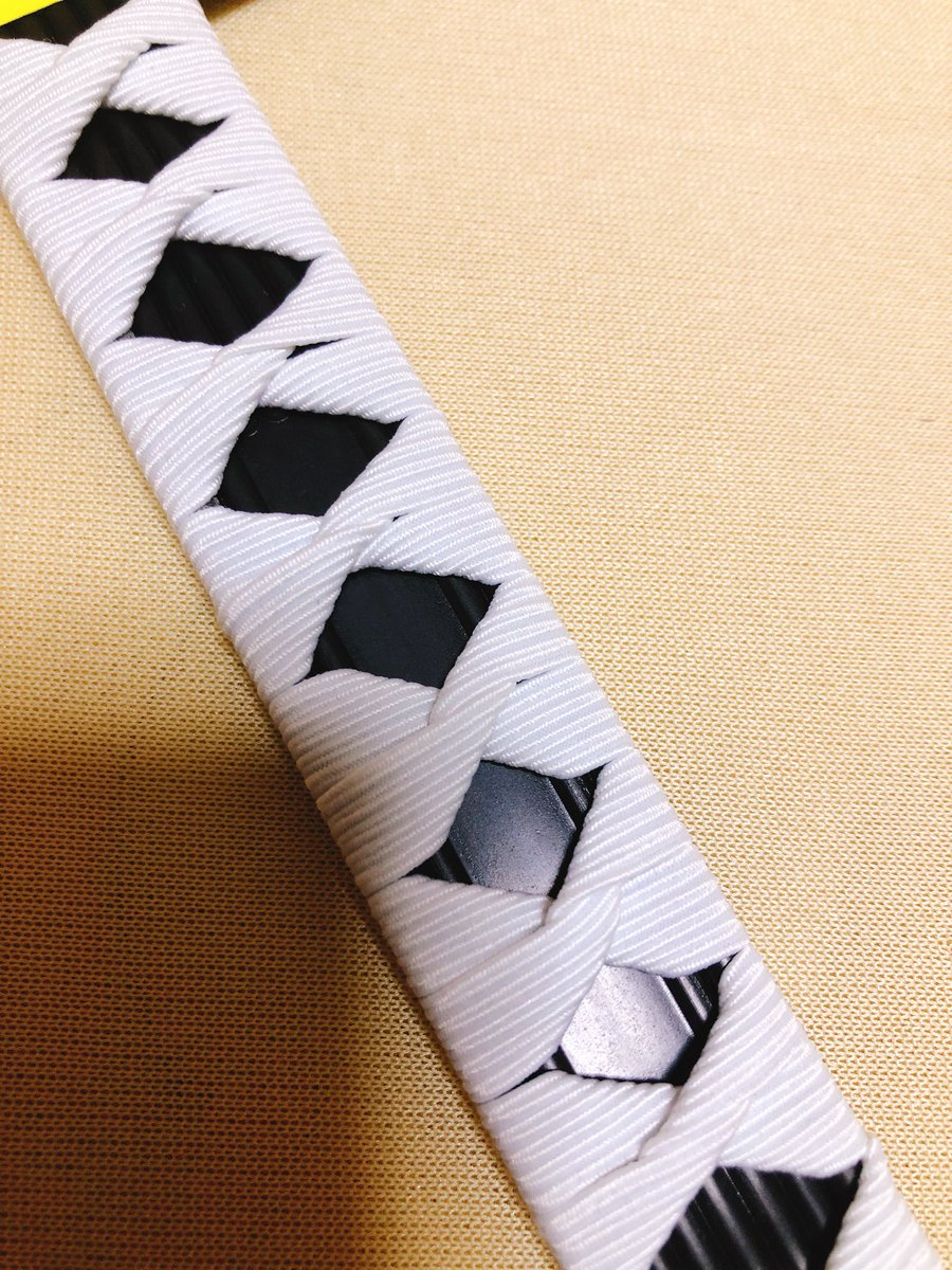O Xrhsths つなさんど Sto Twitter 明日はああーーーーー 刀 ミュ いえええええええええええええええええい 兼さんガン見してくるぜ てか めちゃ泣くらしいですねやばい これめちゃかわいく出来た うちわの持ち手