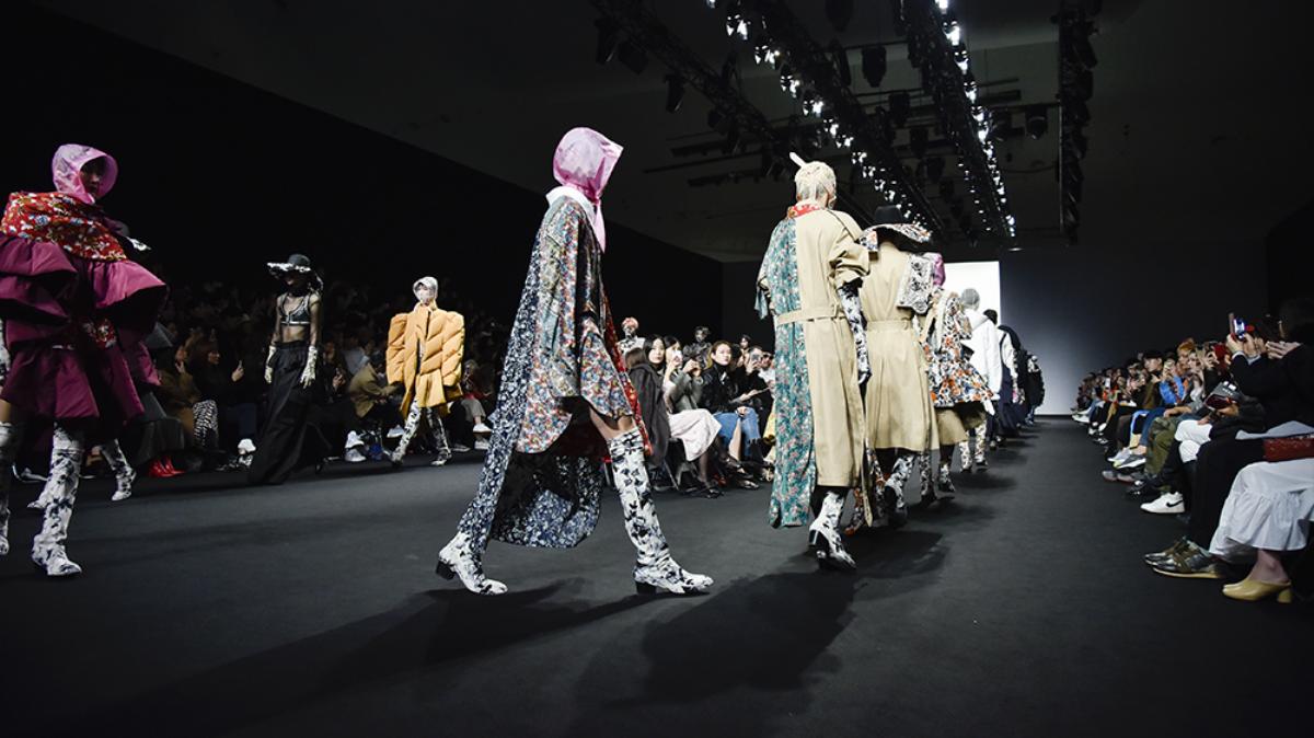 i_D's tweet image. all you need to know about seoul fashion week dlvr.it/QMsCfw