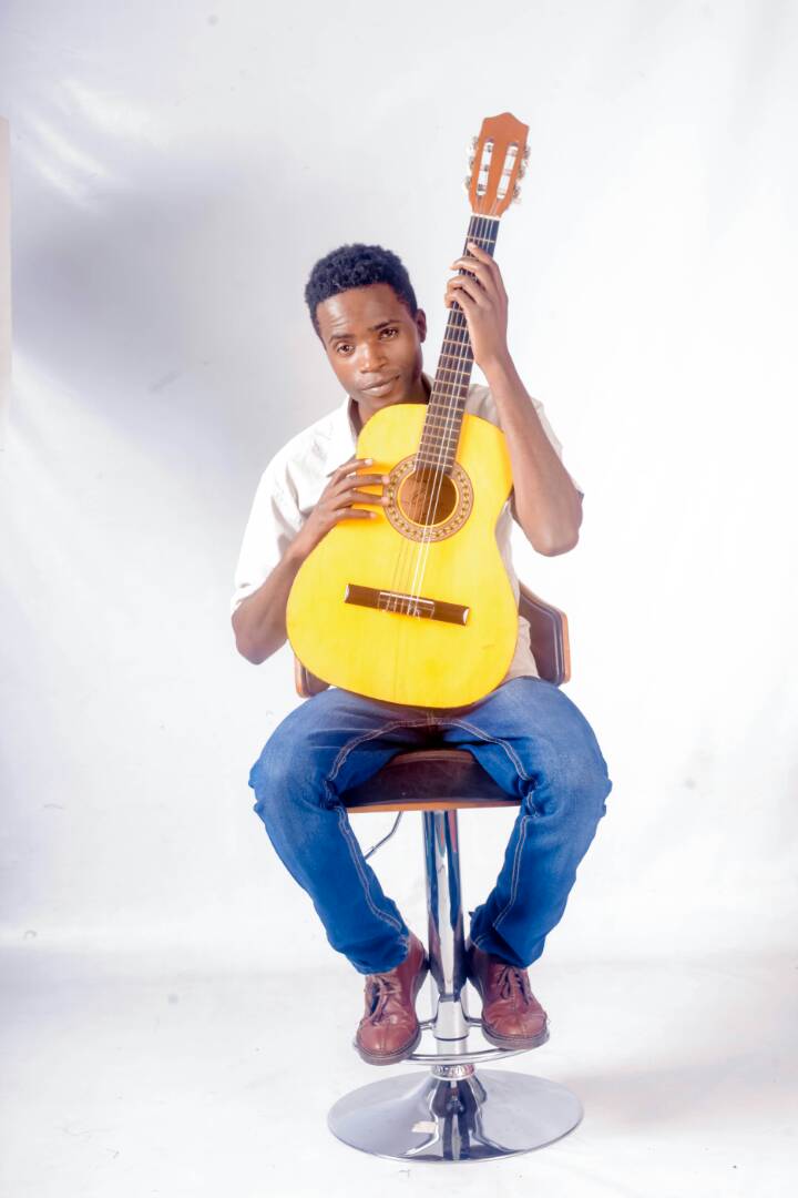 iamwicie's tweet photo. Brand new single #LetMeLoveYou Pro by @MilesBeatz263 #PearlsandDiamondsriddim @mcafrikazim
@COMICPASTOR @ngomahuru263
@
https://t.co/iVT3ulOvvy https://t.co/A4Vcop5LJ3