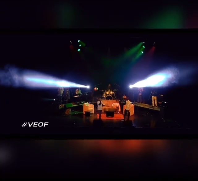 _anovaordem's tweet photo. Max - Há Leis De Merda Juizes São Manings Aqui"

Kloro- Se Te Prendes Em Preconceitos Não Há Paz De Espírito Para T. 

#VEOF
#XigumandzeneLiveShow https://t.co/v1hTps61gn