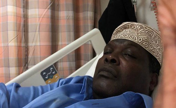 allafrica's tweet photo. Stranded in Dubai, Miguna Sends Shout For Help: https://t.co/LGwRvZMD2Q #Kenya #MigunaMiguna #MigunaDeported https://t.co/23PduRZvuE