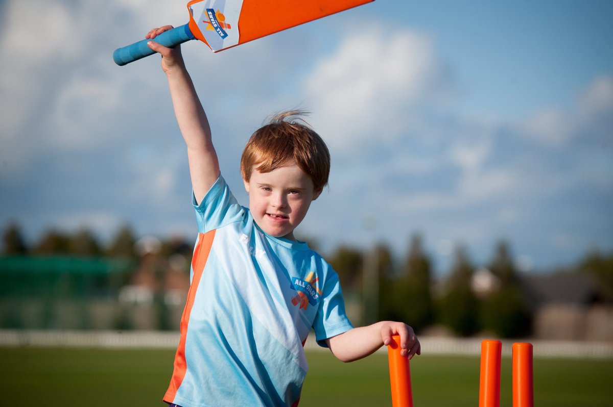 PenningtonG's tweet image. Thank you Mr Postman! Kitbag for Fin's second summer of @allstarscricket has arrived! 

And it's fair to say he's excited again 😬

#BigMoments