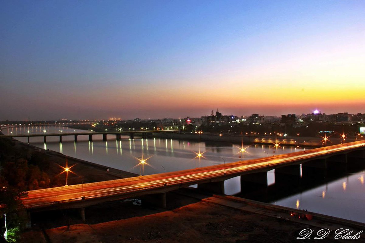 iPurohitHarshal's tweet photo. #SabarmatiRiverFront #ClickFrom2012 by @DarpitDD https://t.co/XQ04rSq33t