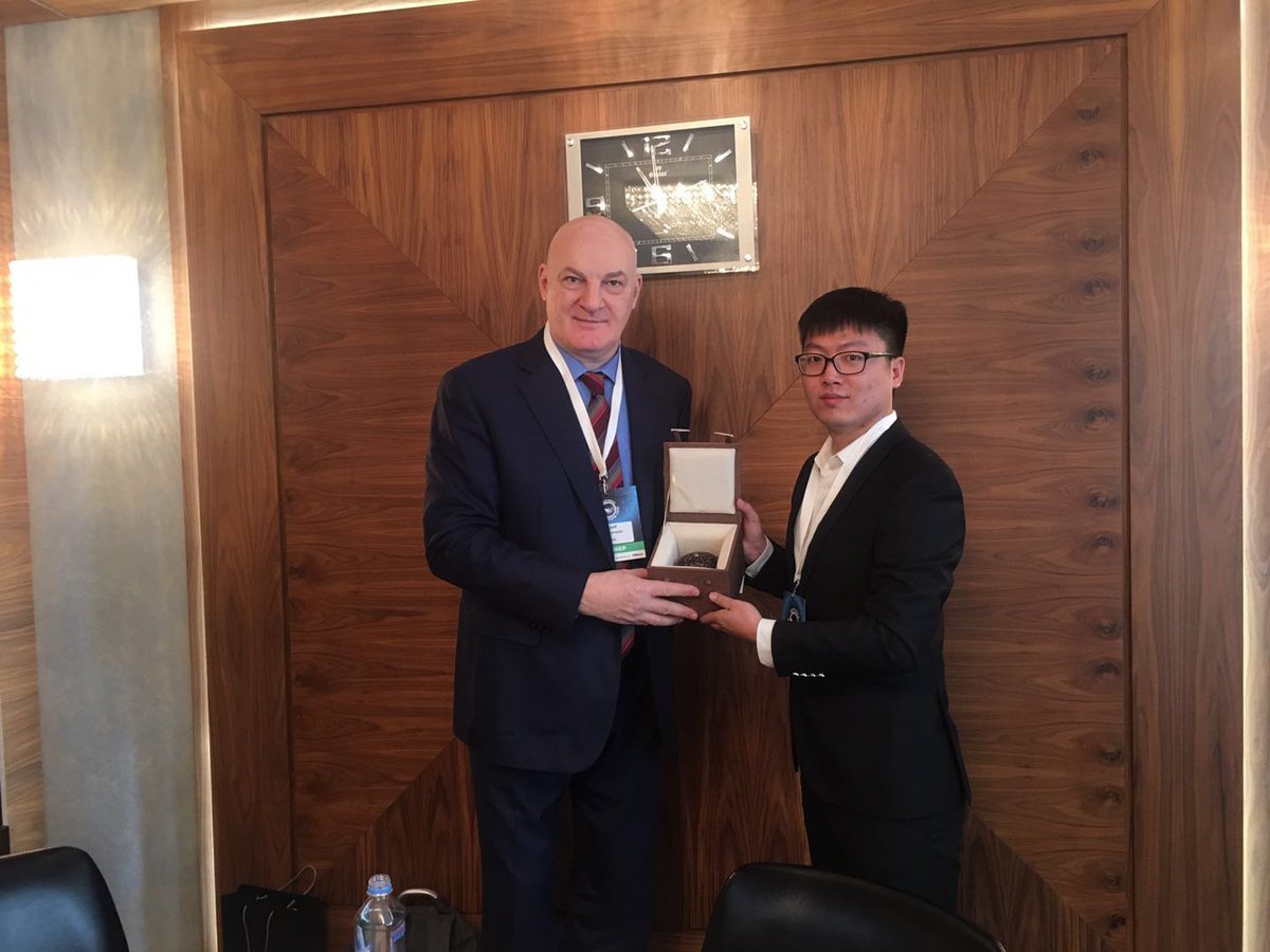 IMChainOfficial's tweet image. On March 27, 2018, Mr. Li Chengkun, Senior VP of IM Chain, was invited to participate in the Russian Blockchain Economic Forum hosted by the Russian Blockchain Association and co-organized by the MaxPower Foundation.
IMChain-Create your own personalized super factory.