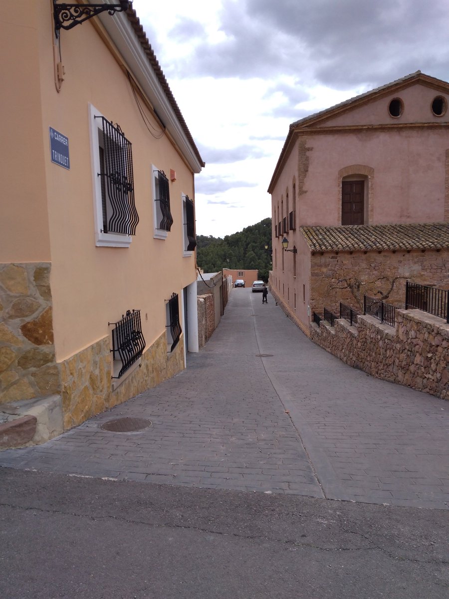 El carrer trinquet de #Olocau #RaconsDeLaPilotaValenciana