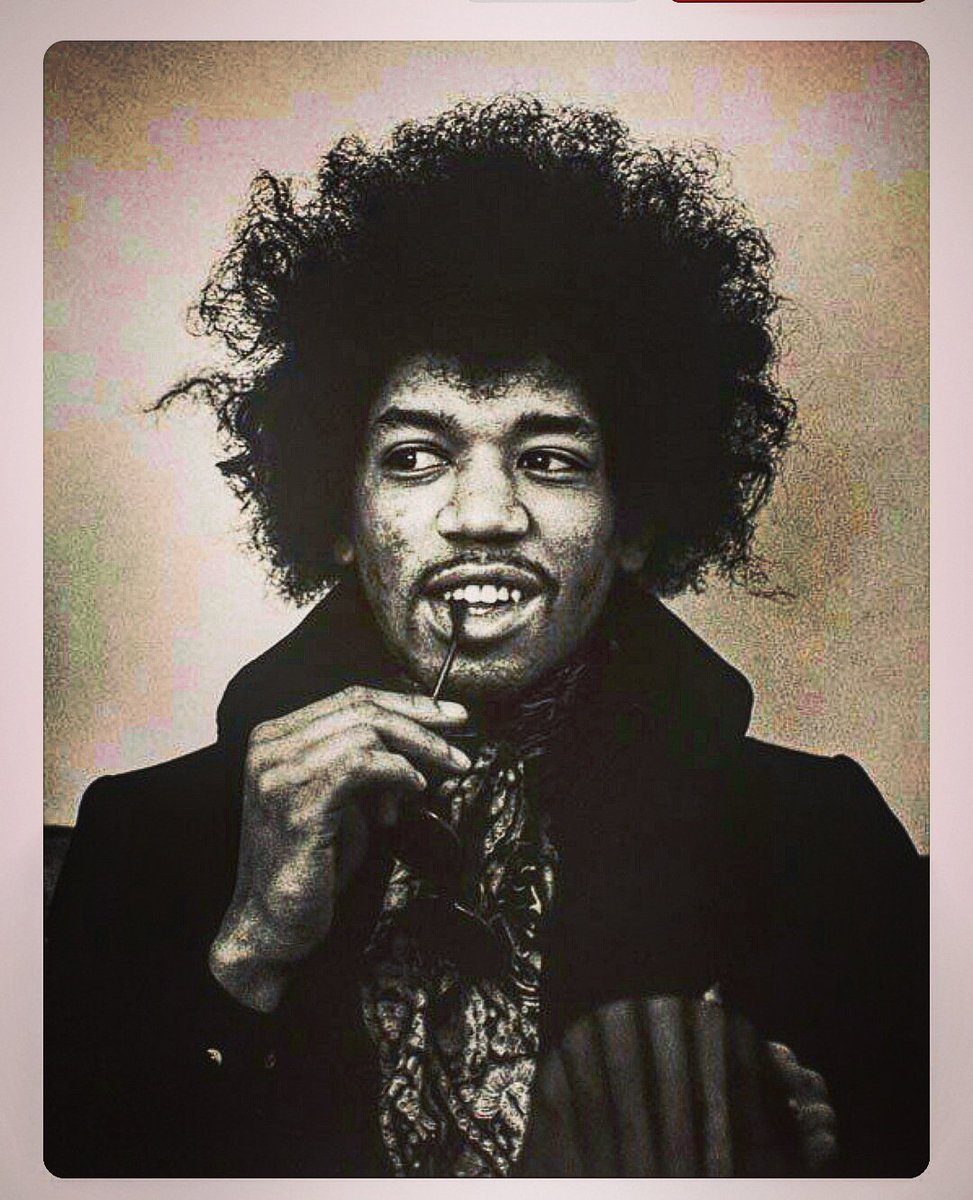 GUsica01's tweet photo. “Quiero hacer una música tan perfecta que se filtre a través del cuerpo y sea capaz de curar cualquier enfermedad”
#JimmyHendrix #CazandoLetras #Rock #Guitarra https://t.co/eIdd9qvzLE