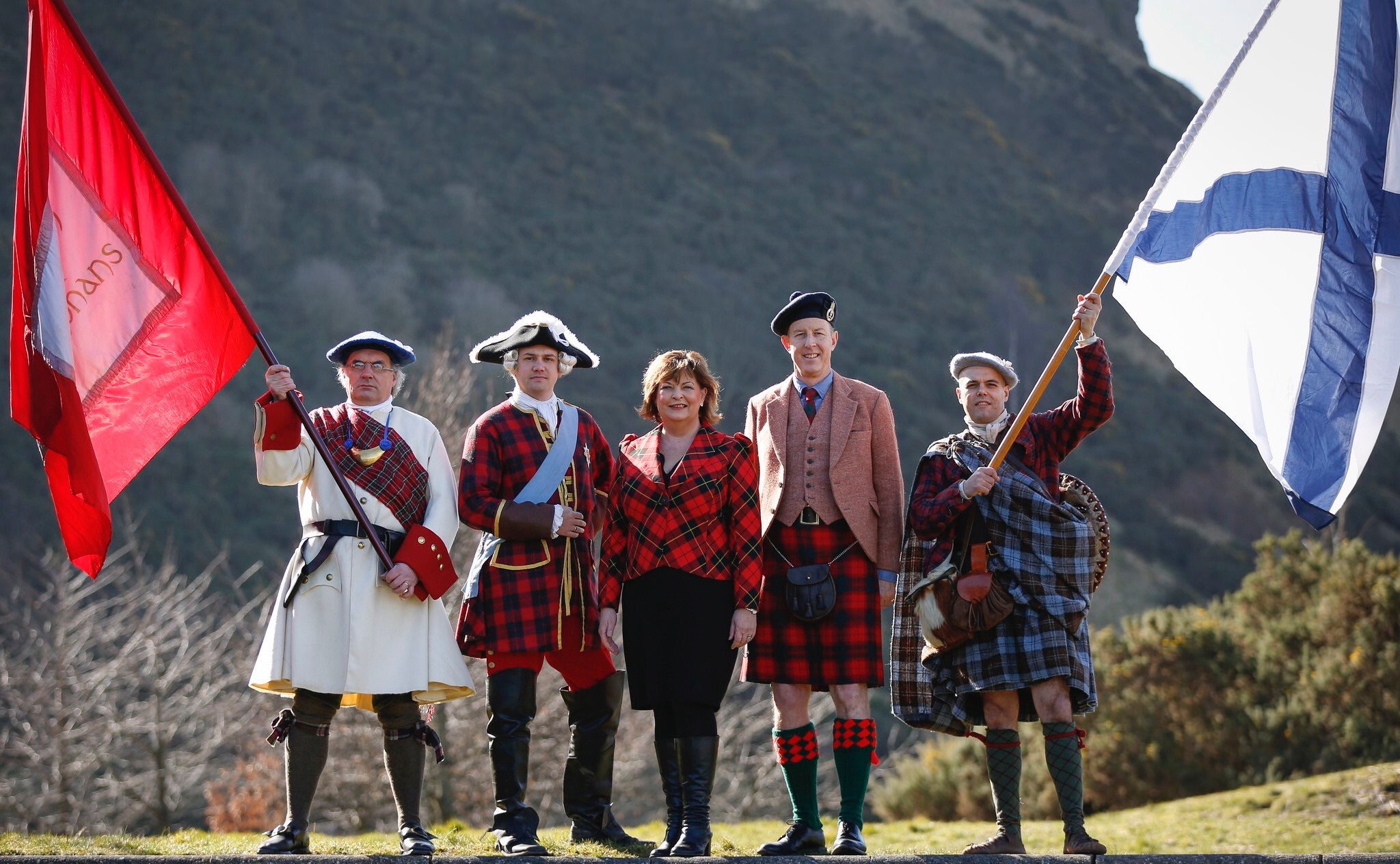 Born in scotland in. Шотландия традиции килт. Born in scotland in. Шотландские кейли. Born in scotland in.