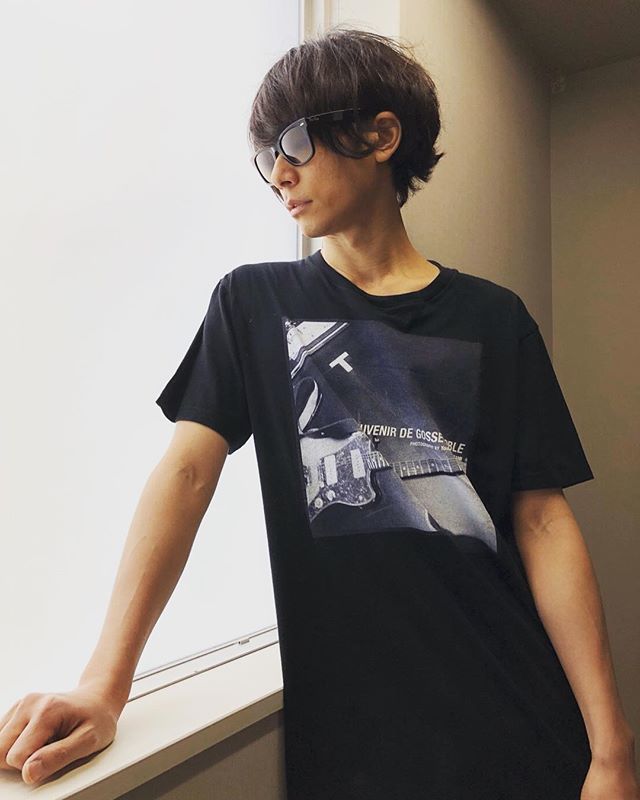 川上洋平 JEANPAULKNOTT コラボTシャツ2枚 Alexandros］ على X: 