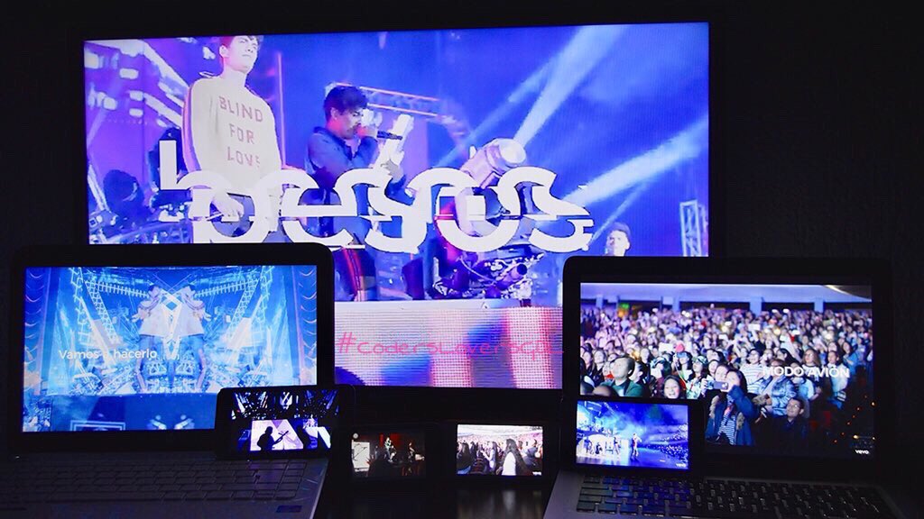 CodersLGDLOffic's tweet image. ¡@CD9 NO PODEMOS DEJAR DE VERLO, ES COMO ESTAR EN EL CIELO...SOLO USTEDES Y NOSOTR@S EN MODO AVIÓN! ✈️💥 #CODERPOWER youtu.be/jAX5O57Iyqs