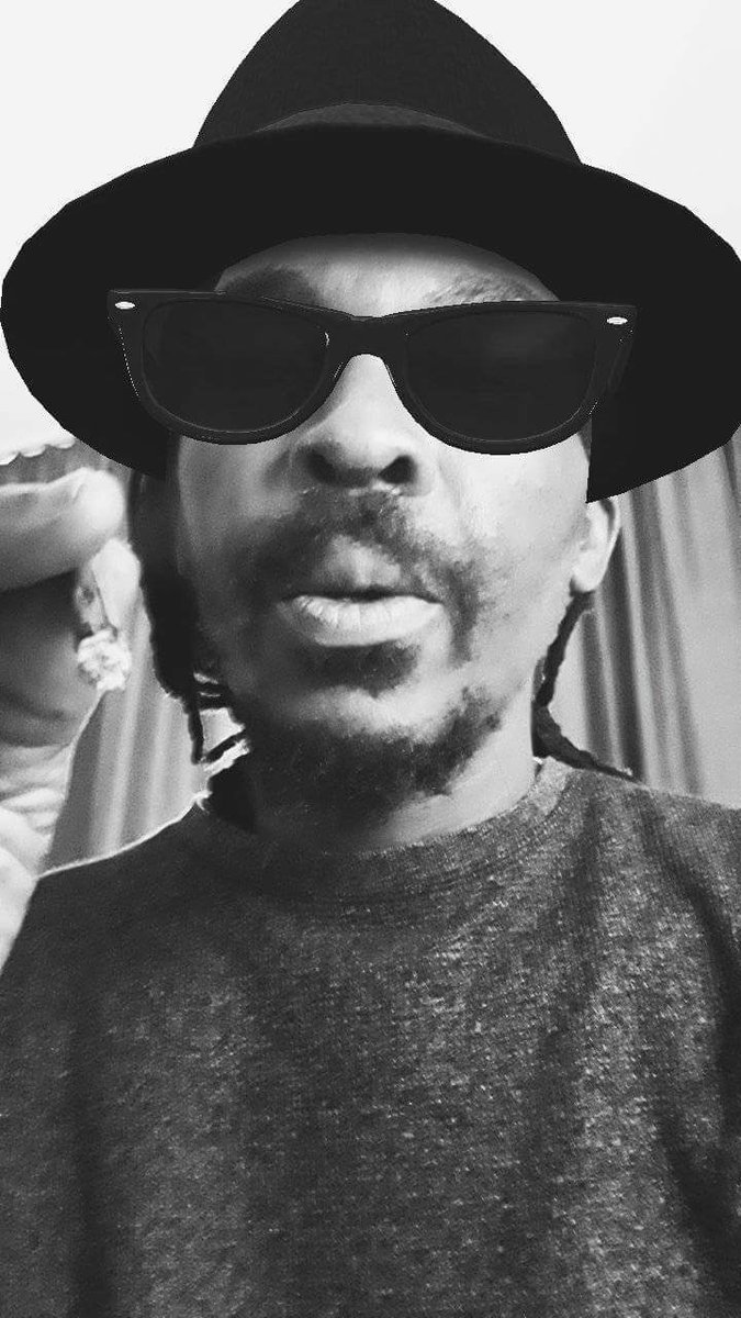 Let JAH be praise Road to Hamburg thanks to the fans in Munich Germany first night for an amazing energy Reggasvile Easter spical!!!