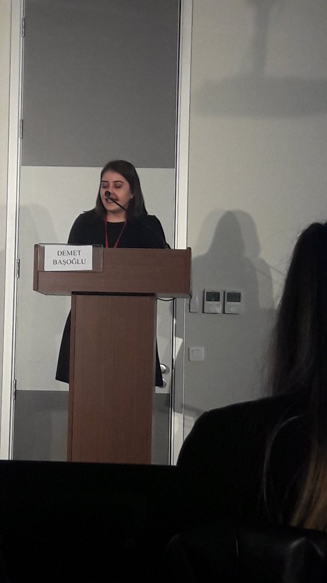 Demet Başoğlu arkadaşımız "Farklı Cinsiyetler ve Getirdiği Sesler" konulu sunumunu yapıyor. Katkılarından dolayı teşekkür ederiz.