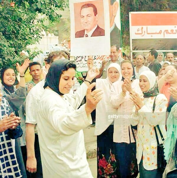 Soliman19657616's tweet photo. رقصتوله ورقصتوا للي قبله واللي قبله وهترقصوا للي جاي بعده هي عدتكم والا هتشتروها 
عاش الملك مات الملك # علية العوض ومنة العوض https://t.co/GoPGKQujsb