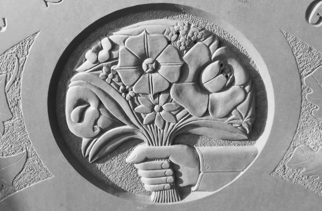 c_duigan's tweet photo. The art of remembrance in #Slate #Anglesey #GoodFriday #heritage #Wales #YnysMon #geology #geodiversity https://t.co/VvFgaaqIFi