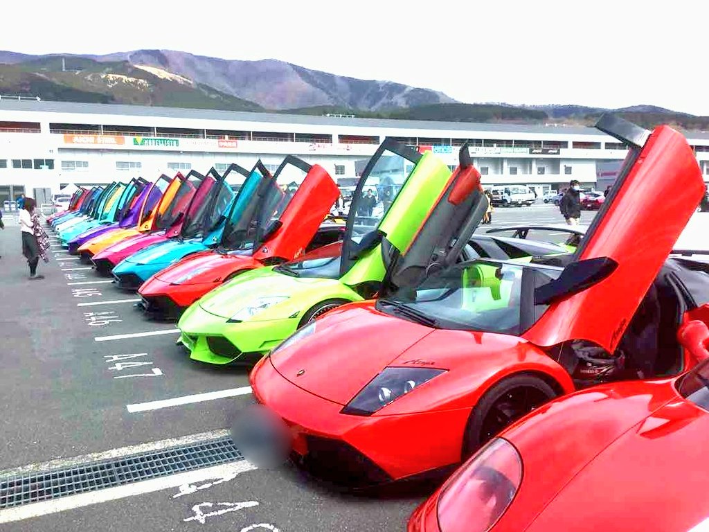 スーパーカーオーナー