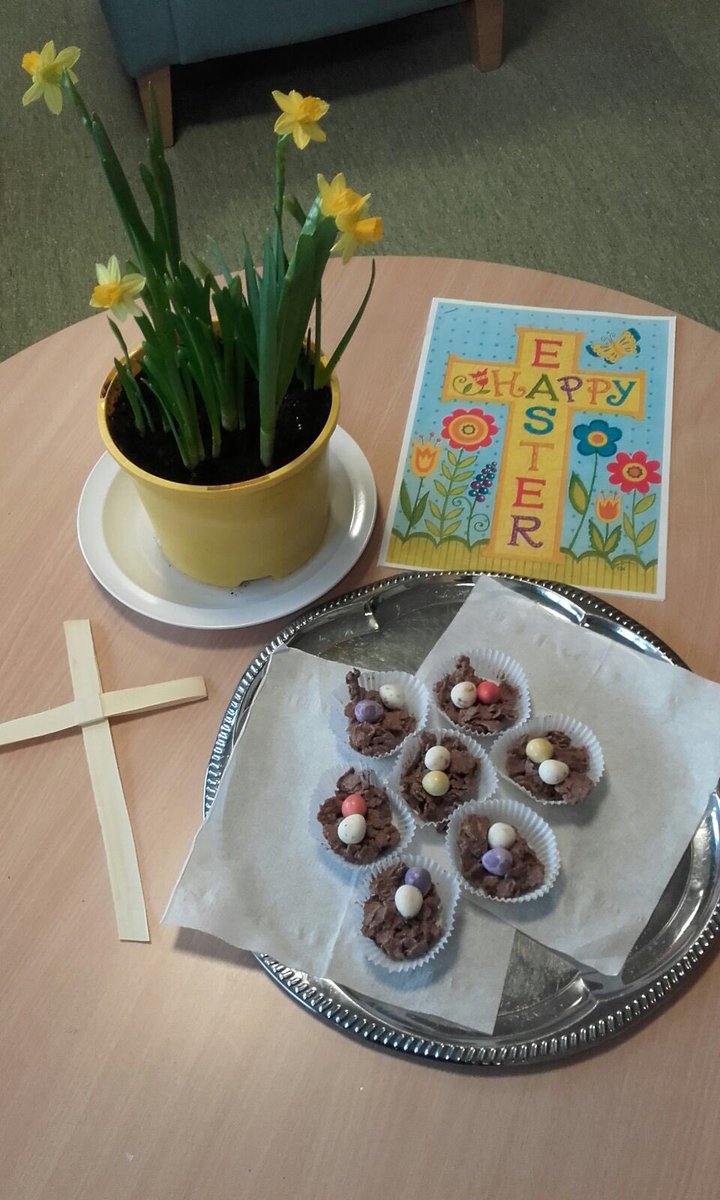 StAndrewsSomFT's tweet photo. Easter themed activities this week @StAndrewsSomPar. Easter service with the chaplain, baking Easter chocolate and mini egg crispy cakes, and planting spring flowers (primroses) in pots outside the main entrance 🌸🌼 #easter2018 #springis(hopefully)here https://t.co/9NGAp1rg3v