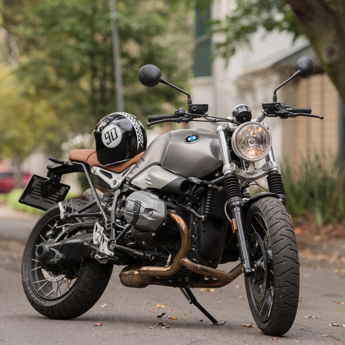 Bmwmotorrad The Rninet Scrambler Embodies The Heritage Values With A Modern Twist Add To This A Powerful Boxer Engine And Some Retro Styling And You Are Ready To Rock And