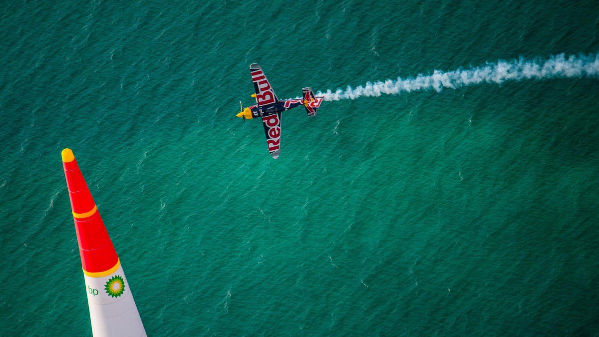 ✈ Ready for the first-ever @Redbullairrace in France ? ✈ 👉 tickets & informations : bit.ly/Tickets-RedBul… #Cannes #airrace