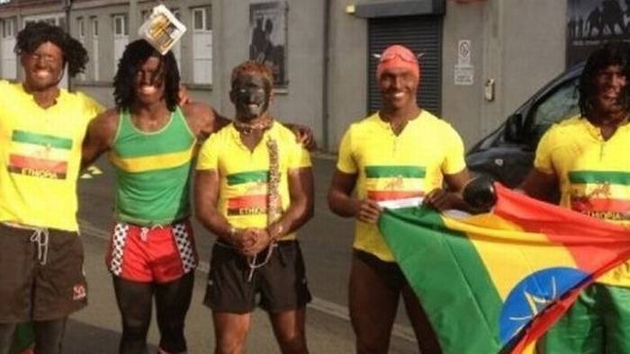 soundmigration's tweet photo. There's Paddy 'dressed up' as a slave, whilst his mates 'dress up' as 'Ethiopians'. For a laugh cos casual racism is funny as f**k. 

#suemepaddy Streisand Effect much? #IBelieveHer https://t.co/S1x82GfXC0
