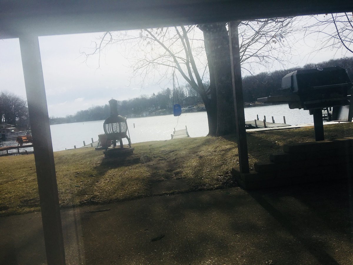 DJRusty64's tweet image. #GoodFriday sitting in my recliner. Decided to take this!