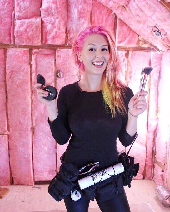 Watch Annalee Belle's leaked NSFW photo on TwXstars