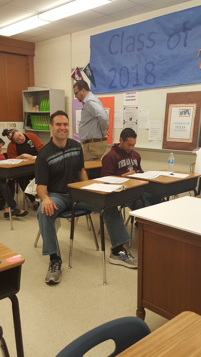 JonesLowanna's tweet image. Rigorous Mathematical Tasks
Math teachers collaborating on working through high- level tasks!
@FWISD_Math @khechara