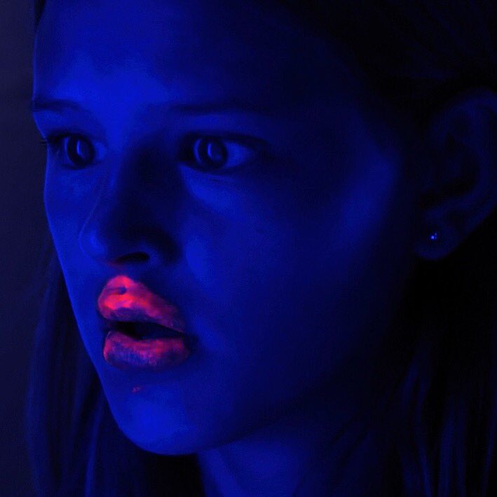 peyton_kennedy's tweet photo. Romeo &amp; Juliet in Space • #EverythingSucks s1.e4 #KateMessner #still #RenewEverythingSucks https://t.co/dhfIGwtK0F