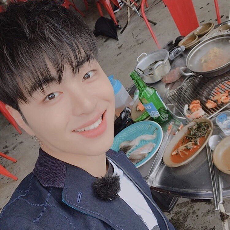 好きなところありすぎて言葉になりません。
オメデト♡

#준회야_널_방울방울해
#준회야_널_방울방울해