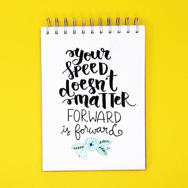 Always look forward, and chug along. Don't look back, you aren't going that way ☀️ #smithaletters #tombowusa @tombowusa #brushlettering #quotesaboutlife .
.
.
.
.
#quotesdaily #sayingsandquotes #workhard #yellowlove #typeinspired #artoftype #thegoodtype #handletterer #letter…