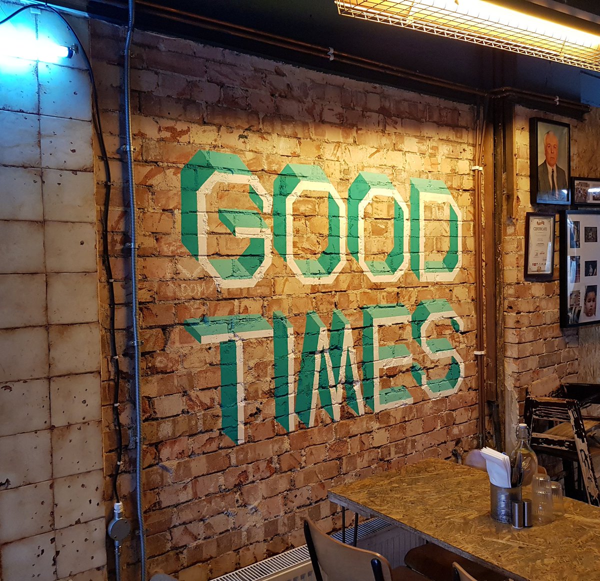Good Times, Good Friday! Brighten your day with a little taste of Turkish cuisine #hackney #clapton #claptonersknow #claptoners #goodtimes #goodfriday #easter #domsplace