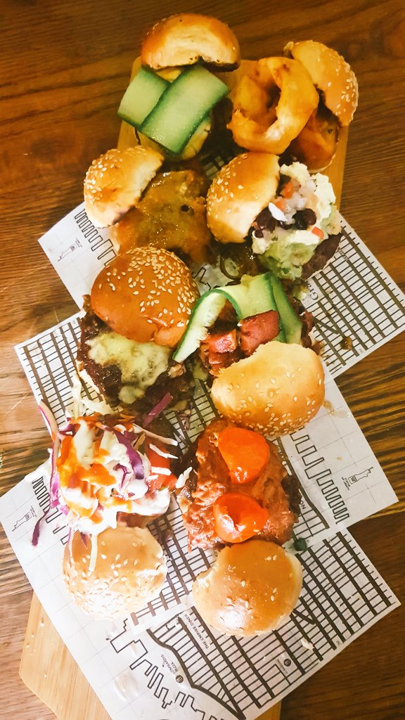 dirty_pink_city's tweet photo. How lucky am I? Had a chance to try out @HudsonsBurgers amazing new sliders, available from next Thursday at all branches. Go #slideintotheweekend !! I'll tell you soon which ones are my favourite! https://t.co/Wa6ucfZdeX