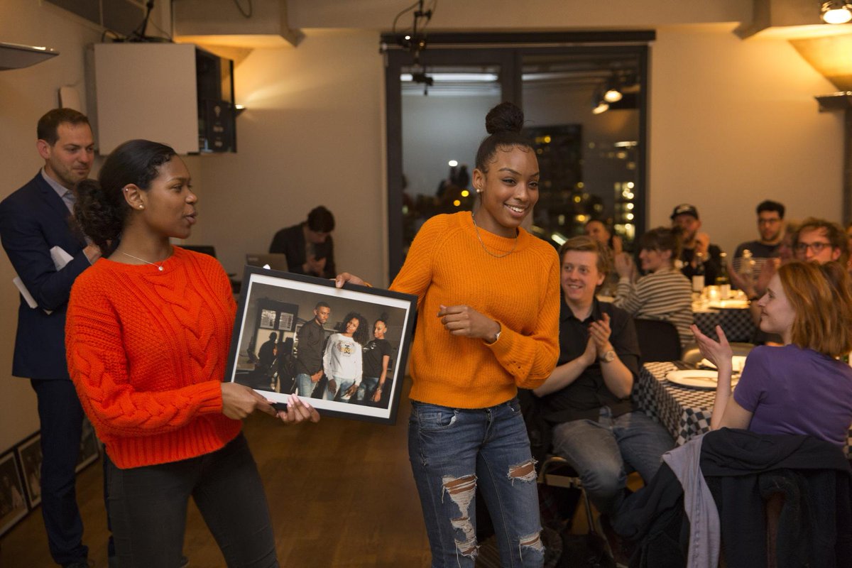 Ontwikkelprogramma <a href="/MaakjeStad/">Maak je Stad!</a> zit erop. Dit vierden we met een feestmaal en lijsttrekkersdebat <a href="/De_Zwijger/">Pakhuis de Zwijger</a>. We blikten een laatste keer terug en we spoorden Amsterdamse #politici aan meer ruimte te geven aan #innovatie van inwoners. bit.ly/2uA1OIw #Amsterdam