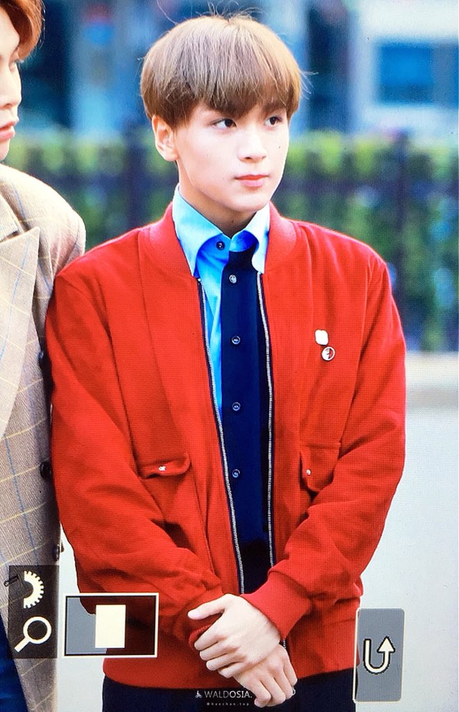 NCTpicto's tweet photo. 180330 #HAECHAN #해찬 (cr:waldosia) https://t.co/HhOxArEHuC