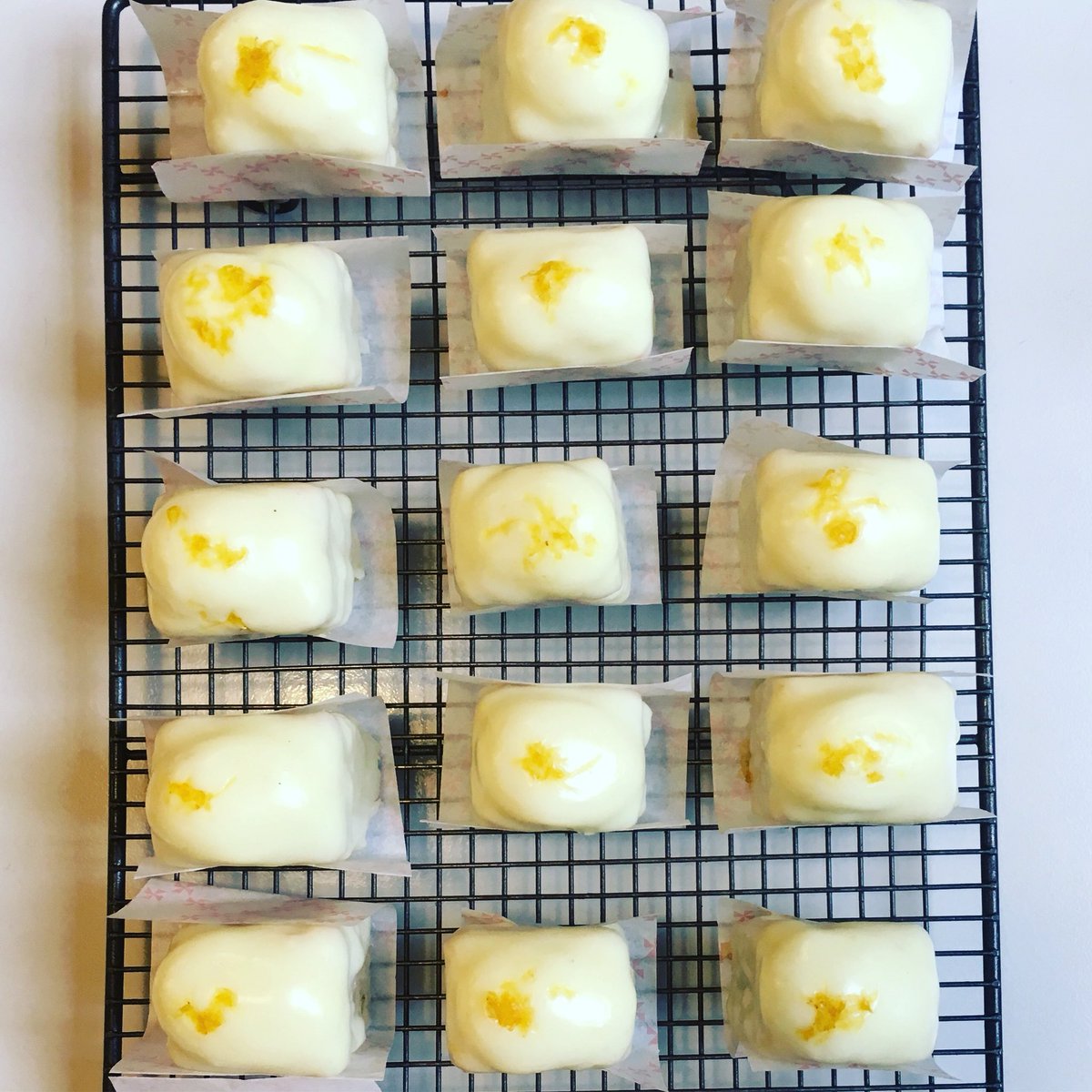 Easter Baking : Lemon Curd Biscuits and Lemon Fancies 🍋 🍳 🥚