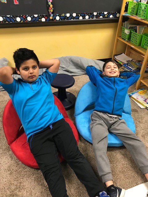 cub_hses's tweet photo. #AlternativeSeating  #MoveToLearn #ComfyLearning 😄💺🎉  

@HembreeSprings  @lhwoodruff https://t.co/KGbrs064aZ