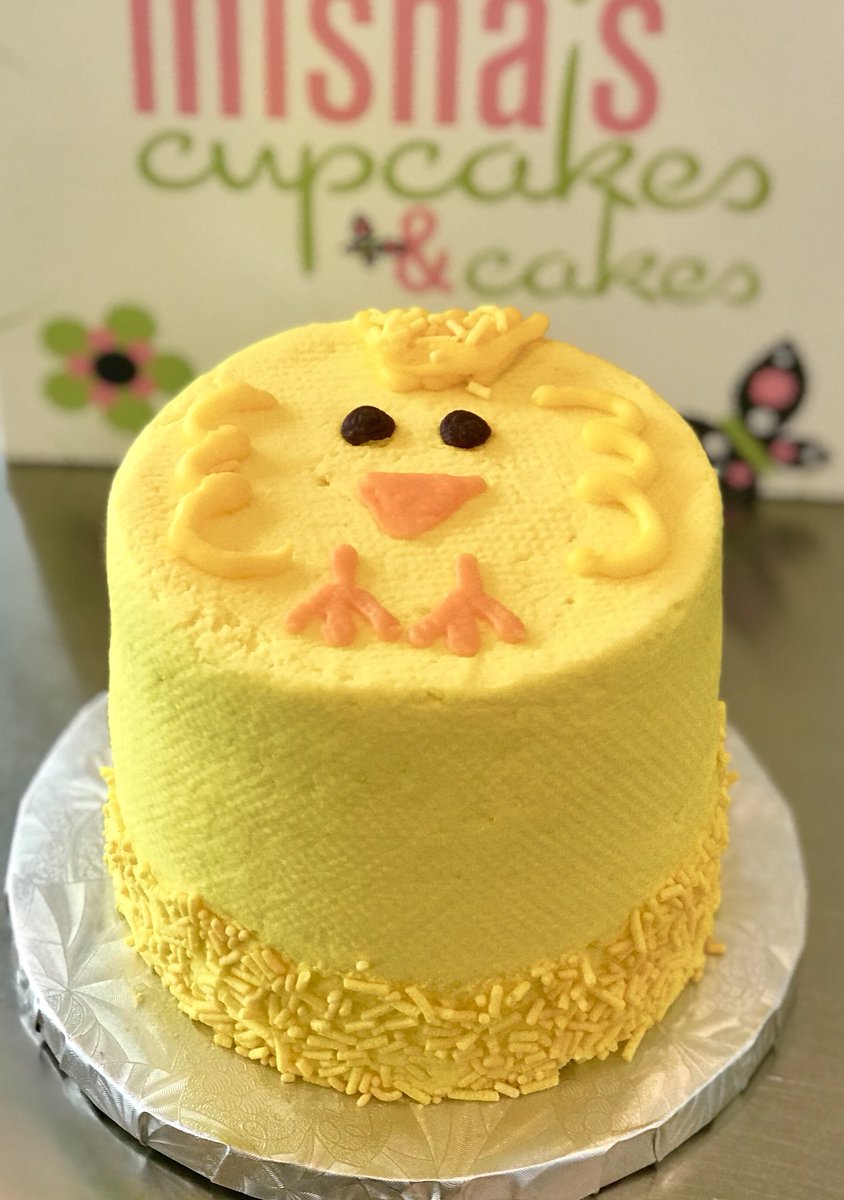 Our Easter cakes are ready! 😋🐣 Please call to place your order, we also have limited quantities available at the stores ❤️ Let us help you in the speediest way possible by ☎️ calling 786 200-6153 or emailing us at info@mishascupcakes.com #mishascupcakes #eastercakes