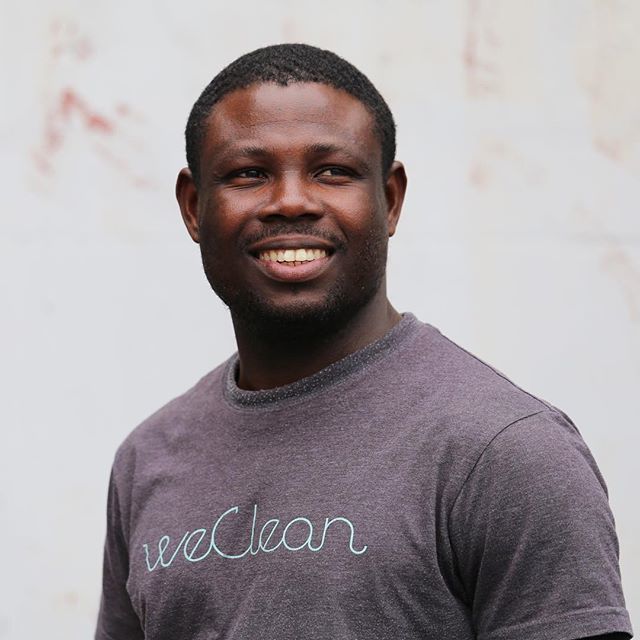 Vår Chief Financial Officer og kontorets desidert blideste person, Tolu Shokunbi, ønsker dere alle en god og varm påske 😊 ift.tt/2pRY27T