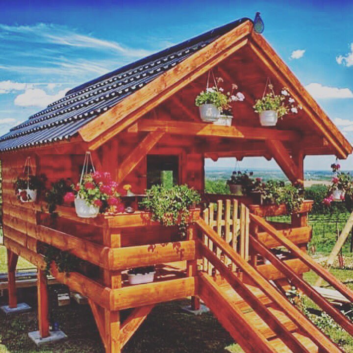 VesnaGudgin's tweet photo. https://t.co/LTPXPcnj61 #madetomeasure #timberhome #chalet #ecohome #artisan #locallysourced #homedecor #uniquehome #madetoyourdesign https://t.co/0FlGugm49K