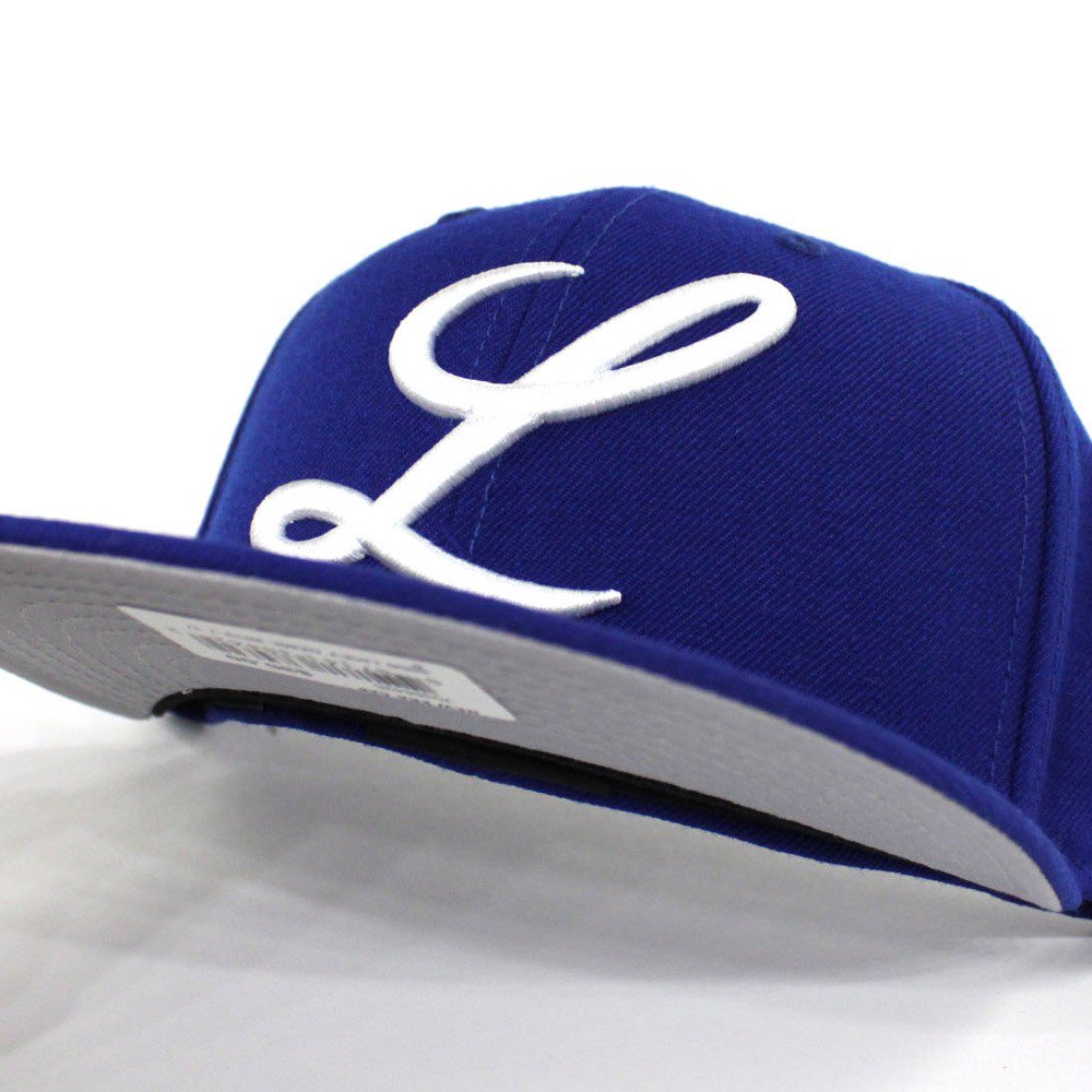 ECAPCITY's tweet photo. Tigres del Licey New Era Fitteds
https://t.co/P3yfouJD3X
#TigresdelLicey #Licey #Dominican #DR #fittednation #NewEraCap #flyyourownflag #speakwithyourcap #igfittedcommunity #fullfitted #capson #lids @sneakernews @kicksonfire @nicekicks @TigresdelLicey @Licey @TigresDelLicey2 https://t.co/avB1siYk6d