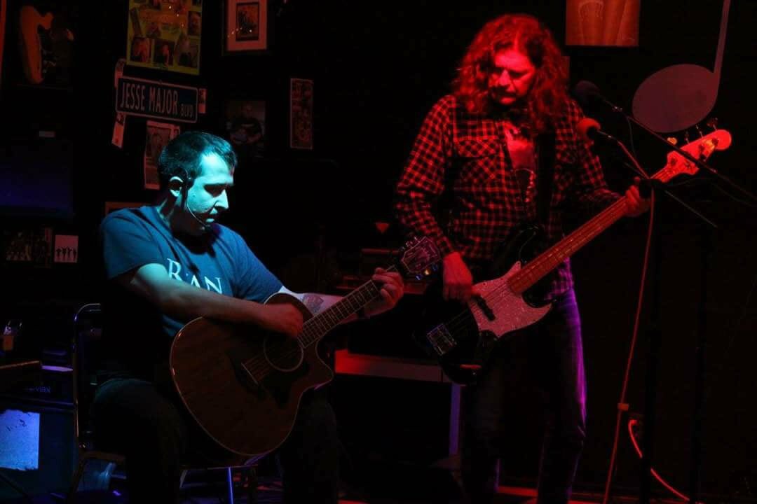 Ryan_OSH_James's tweet photo. Rye'n Scott'ch this Saturday night @ The Georgian Dragon from 9:30 until they kick us off the stage! I'm bringing the @AvianGuitars Skylark as a special treat for the crowd. See you at the bar. ;) #LiveMusic #Brockville #ILoveMusic #Canadian #Blind https://t.co/Qve421dFut