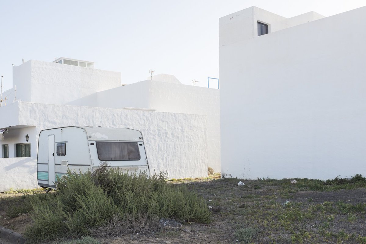 PLATEFORM's tweet image. © Luana Rigolli, Superfici Instabili (Italy)
plateformag.com/magazine/artic…