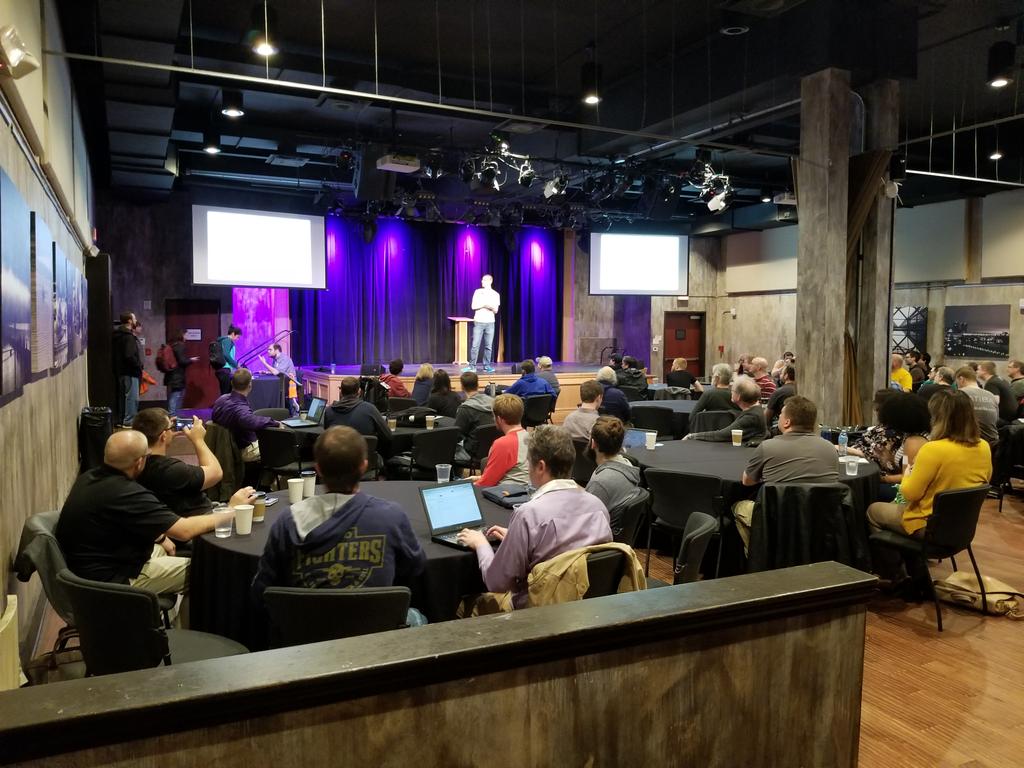 codeasice's tweet image. Kicking off #LambdaSquared 2018! @FunctionalKnox @knoxdevs
