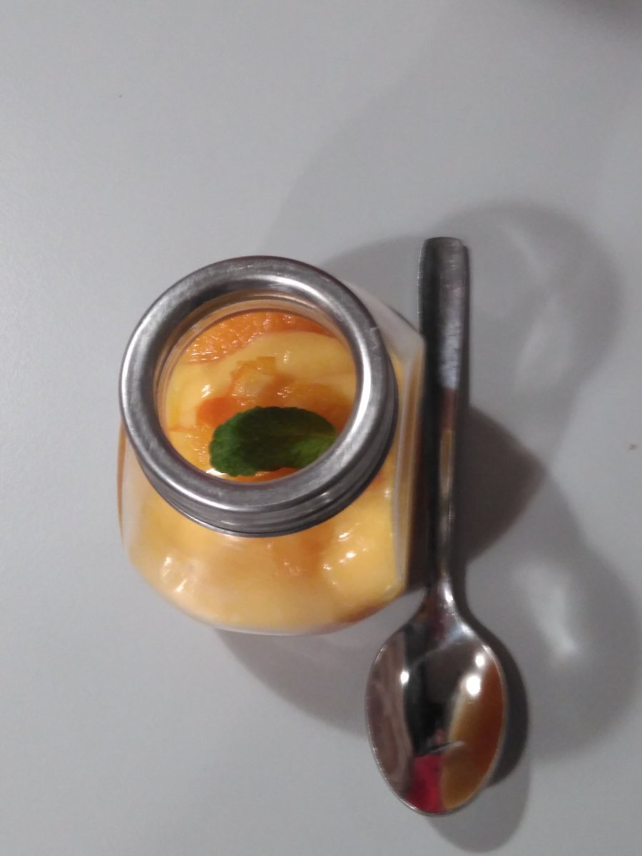 Postres deliciosos, torrijas, tortilla, ensaladas, mejillones, ... comida riquísima, fresca, y muy muy cuidada, para disfrutar estos días...en #ElFogonDeTelmo #Valladolid #ViernesSanto #SemanaSanta